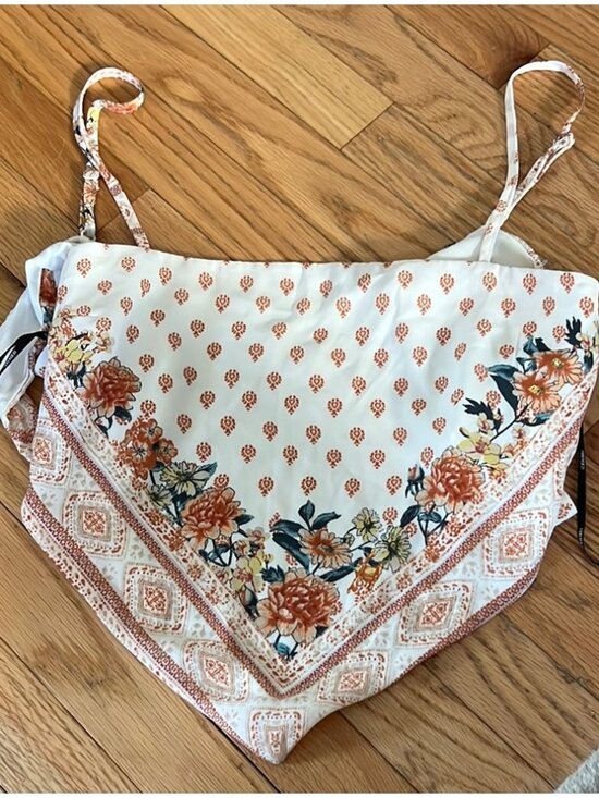 Tops - Floral‎ Bandana Crop Top